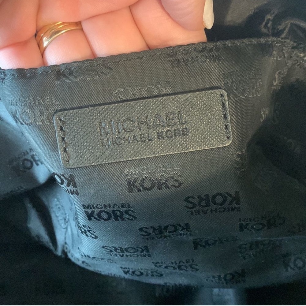 Michael Kors Black Saffiano Leather Large Zip Around Satchel w/Gold Hardware - Picture 11 of 15